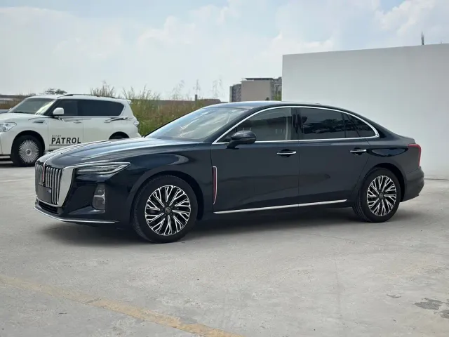 Фотография автомобиля — Hongqi H5