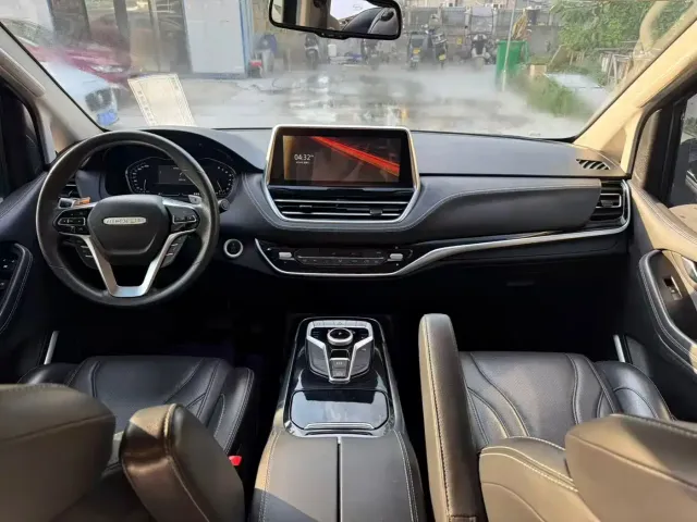 Maxus G20 — Фото автомобиля 5