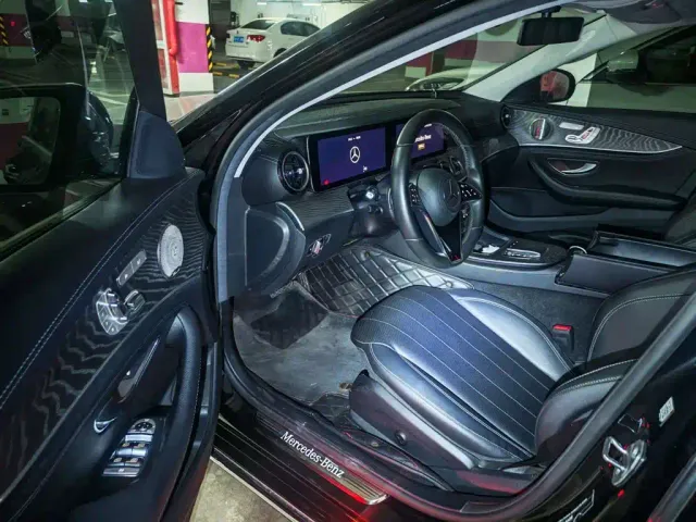 Mercedes-Benz E-Class — Фото автомобиля 6