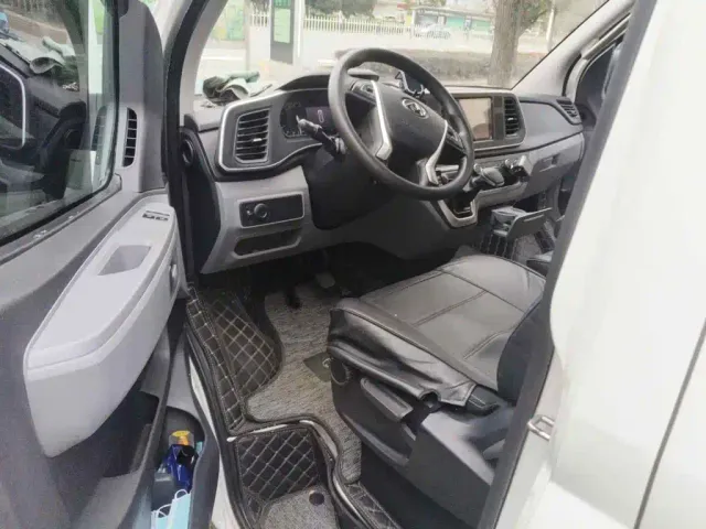 Maxus Xintu V80 — Фото автомобиля 8