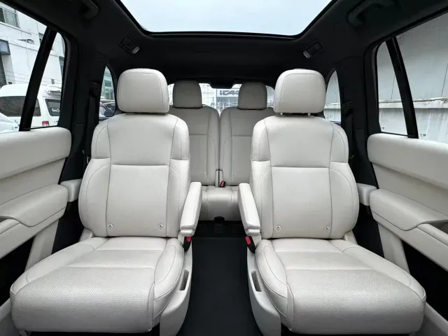 Li Auto L8 — Фото автомобиля 5