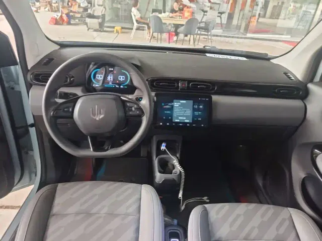 Leapmotor T03 — Фото автомобиля 9
