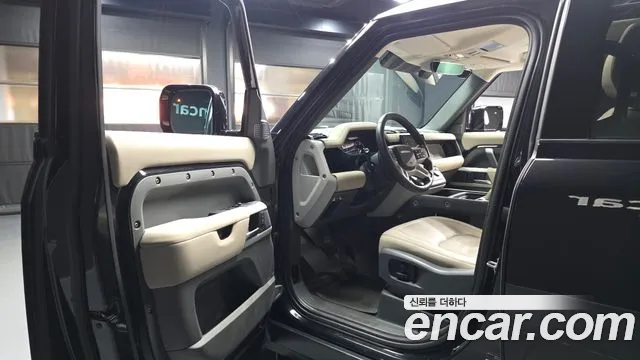 Land Rover Defender L663 — Фото автомобиля 15
