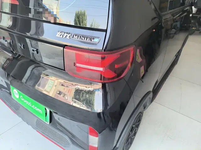 Wuling Hongguang Mini EV — Фото автомобиля 7