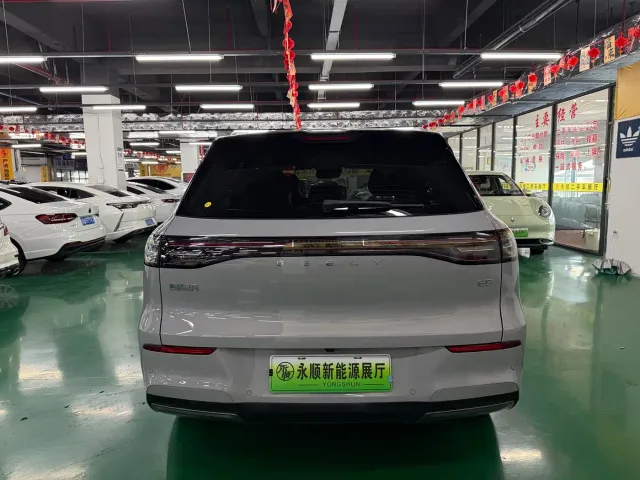 Geely Galaxy E5 — Фото автомобиля 8