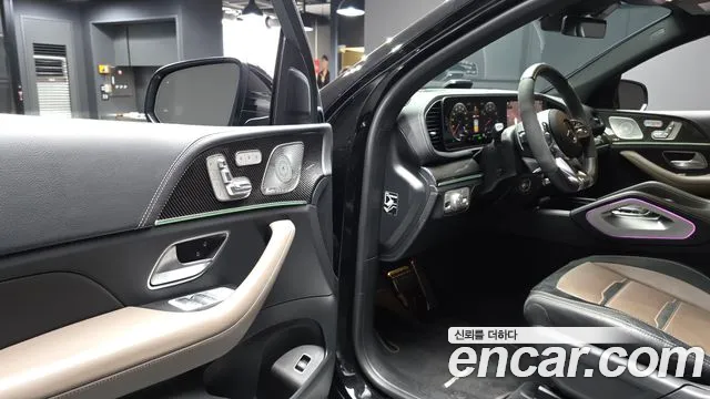 Mercedes-Benz GLE-Class — Фото автомобиля 10