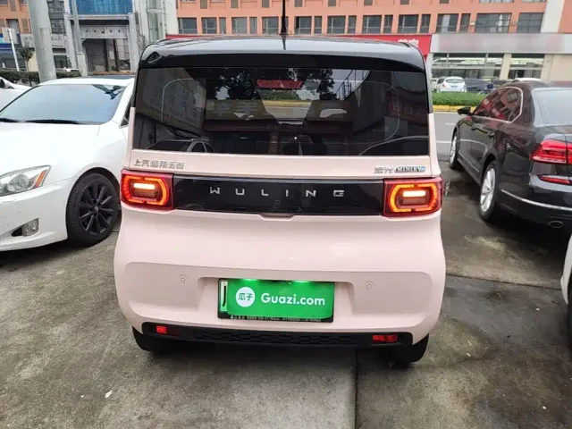 Wuling Hongguang Mini EV — Фото автомобиля 5
