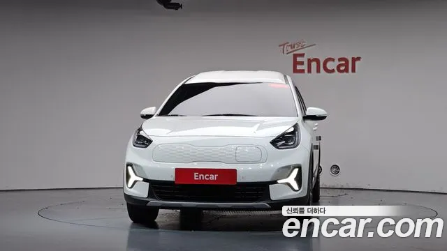 Kia Niro — Фото автомобиля 3