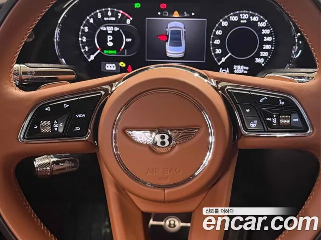 Bentley Flying Spur — Фото автомобиля 13