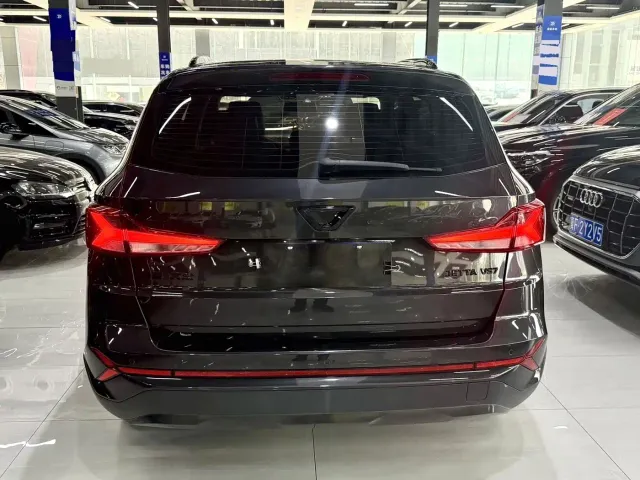 Jetta VS7 — Фото автомобиля 10