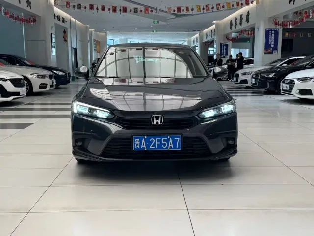 Honda Civic — Фото автомобиля 3