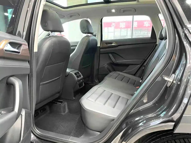 Volkswagen Tharu — Фото автомобиля 10