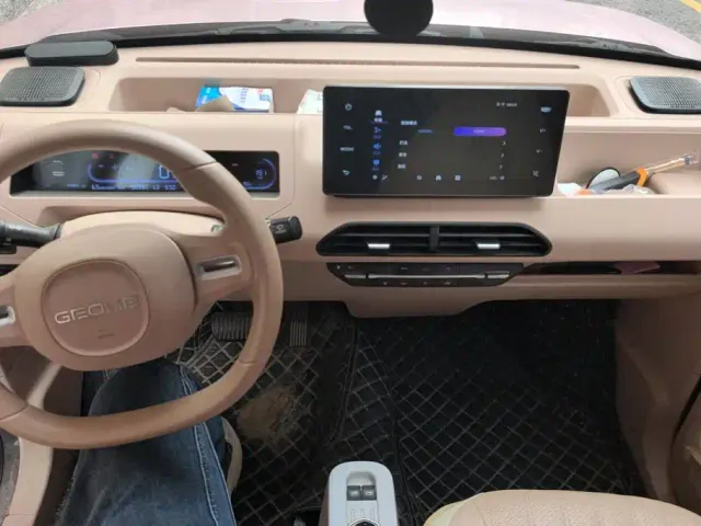 Geely Panda — Фото автомобиля 12