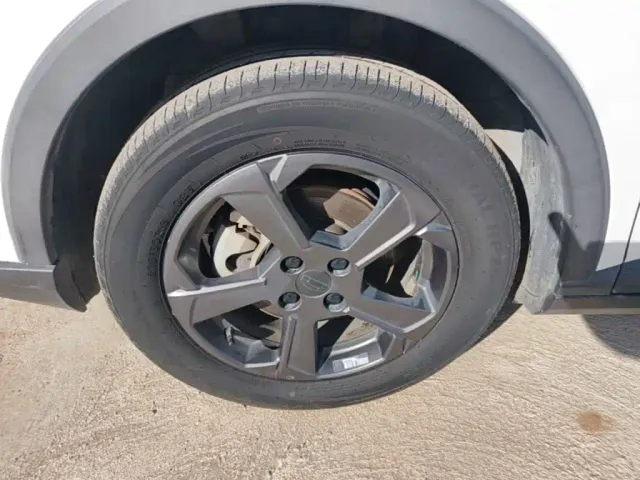 Geely Geometry E Firefly — Фото автомобиля 22