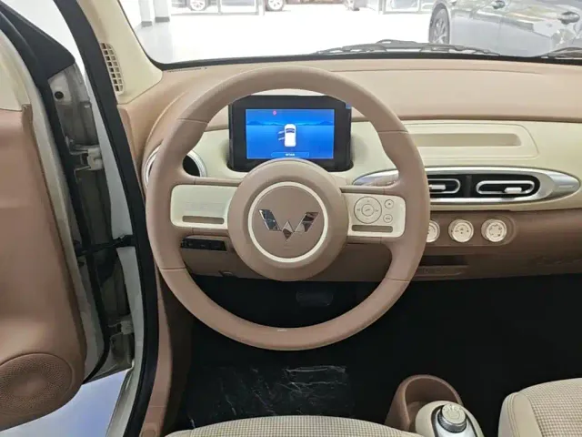 Wuling Hongguang Mini EV — Фото автомобиля 10