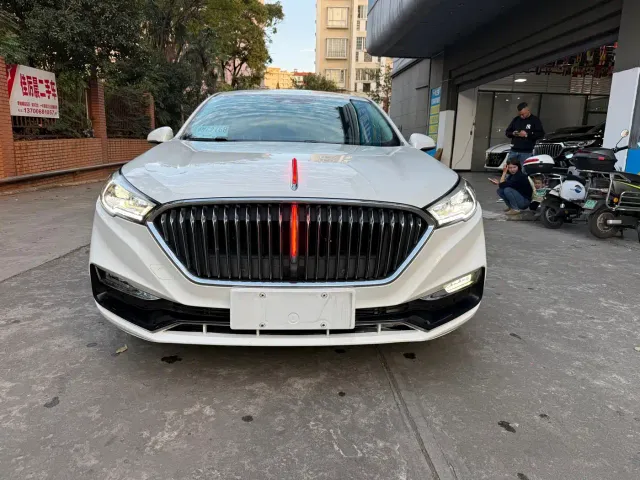 Hongqi H5 — Фото автомобиля 2