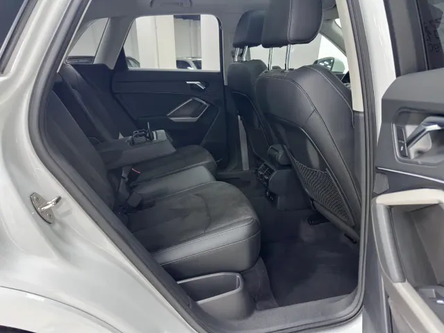 Audi Q3 — Фото автомобиля 12