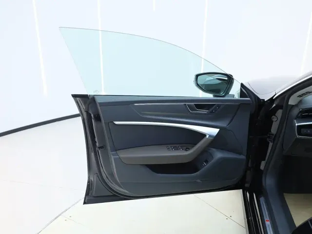 Audi A7L — Фото автомобиля 15