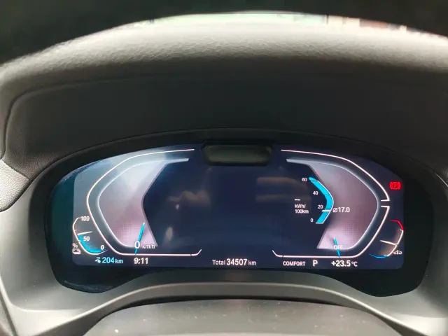BMW iX3 — Фото автомобиля 13