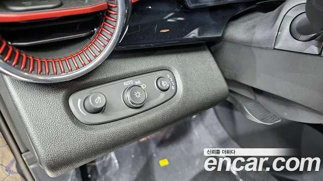 ChevroletGMDaewoo Trax Trax Кроссовер — Фото автомобиля 15