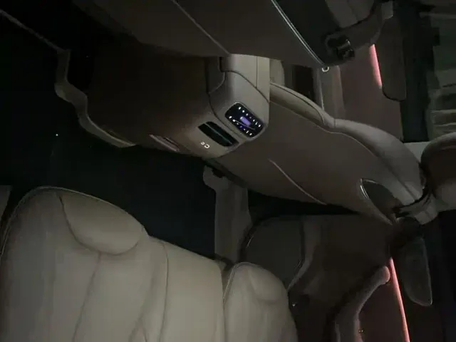Leapmotor C11 — Фото автомобиля 4