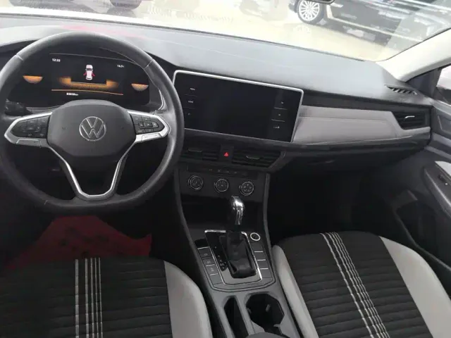 Volkswagen Bora — Фото автомобиля 12