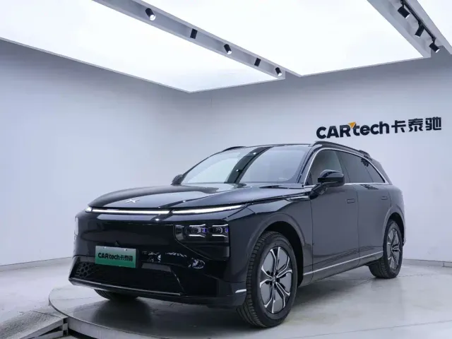 Xpeng G9 — Фото автомобиля 5