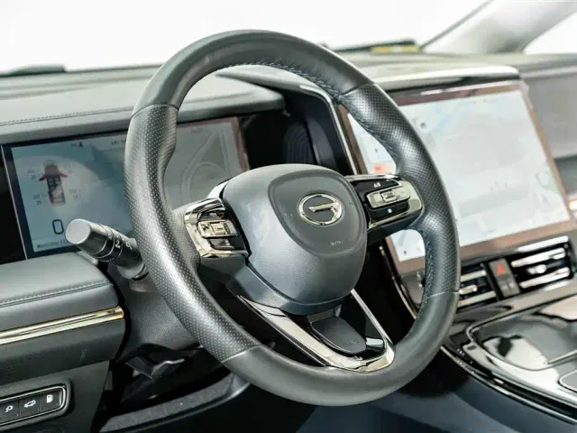 GAC Trumpchi E9 — Фото автомобиля 11