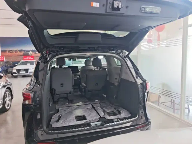 Toyota Granvia — Фото автомобиля 18