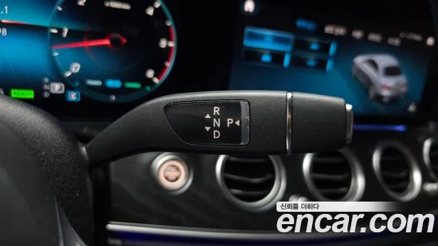 Mercedes-Benz E-Class W213 — Фото автомобиля 12