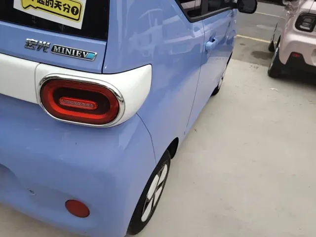 Wuling Hongguang Mini EV — Фото автомобиля 7