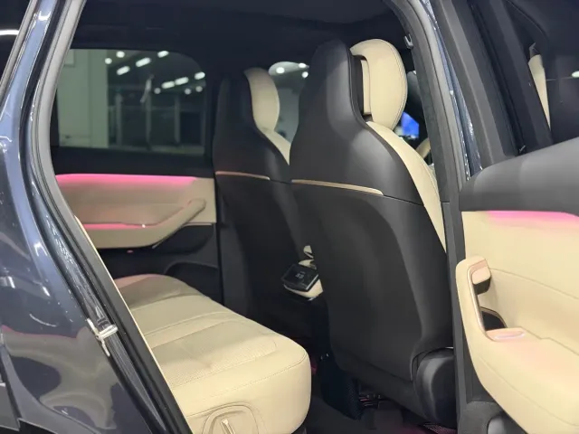 Nio ES6 — Фото автомобиля 10