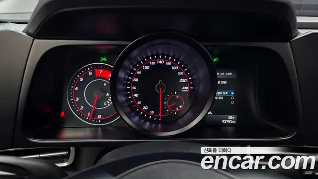 Hyundai AVANTE Avante (CN7) 1.6 LPi (Для проката) — Фото автомобиля 8
