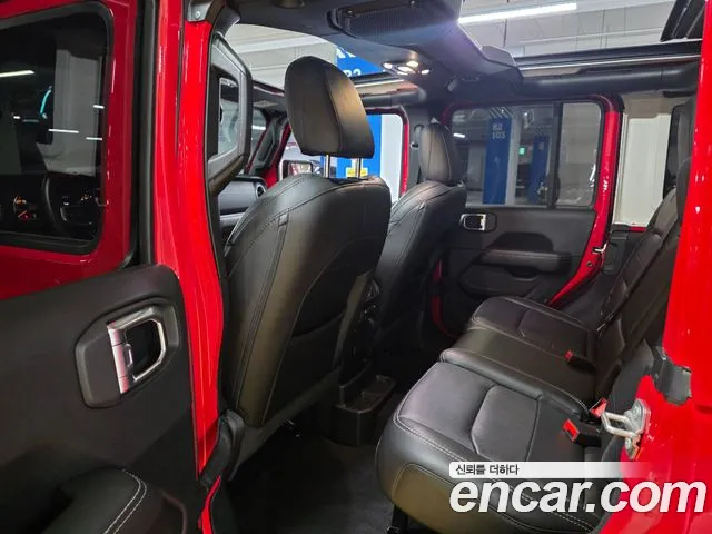 Jeep Wrangler Wrangler (JL) — Фото автомобиля 16