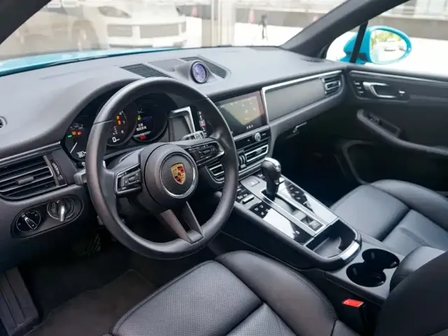 Porsche Macan — Фото автомобиля 11
