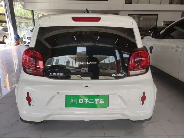 Roewe Clever — Фото автомобиля 5