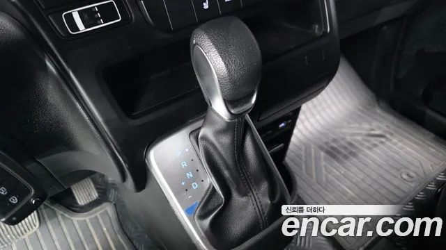 Hyundai Staria Staria Карго 5 мест — Фото автомобиля 9