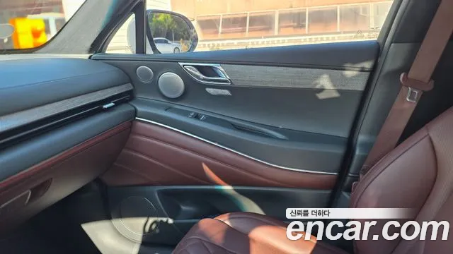 Genesis GV80 — Фото автомобиля 15