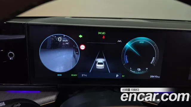Hyundai Grandeur GN7 — Фото автомобиля 8