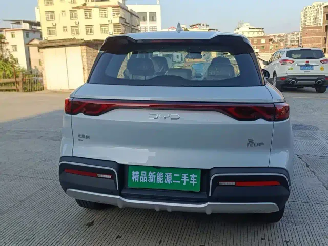 BYD Yuan UP — Фото автомобиля 11