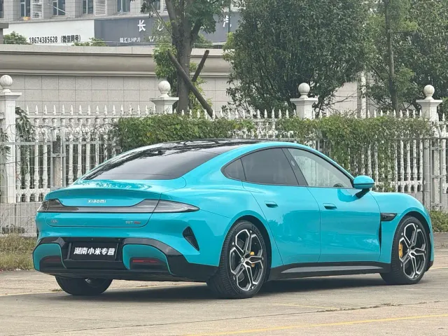 Xiaomi SU7 — Фото автомобиля 9
