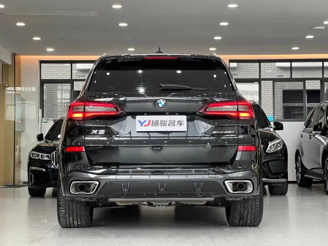 BMW X5 — Фото автомобиля 4