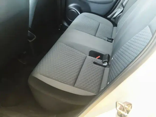 Honda Fit — Фото автомобиля 16