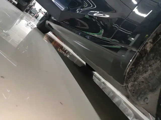 Tesla Model 3 — Фото автомобиля 20