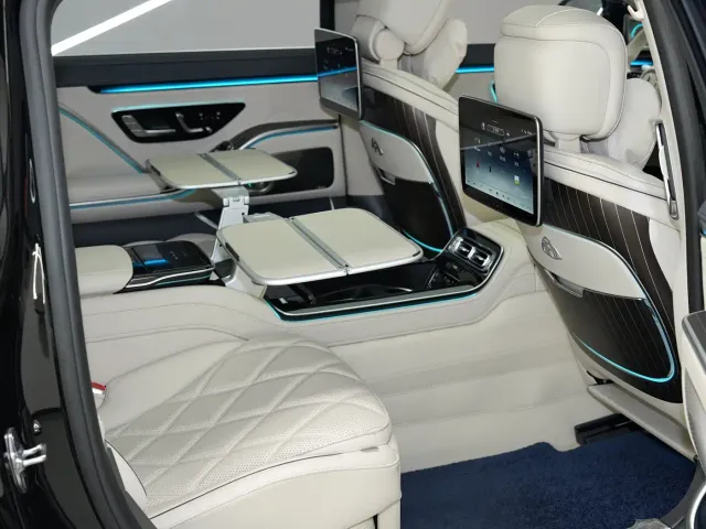 Mercedes-Benz Maybach S-Class — Фото автомобиля 23