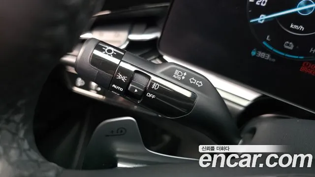 Kia Niro New — Фото автомобиля 23