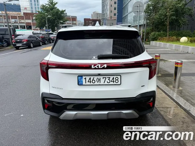 Kia Seltos — Фото автомобиля 4