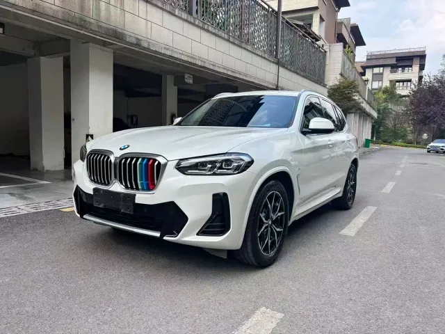 Фотография автомобиля — BMW X3