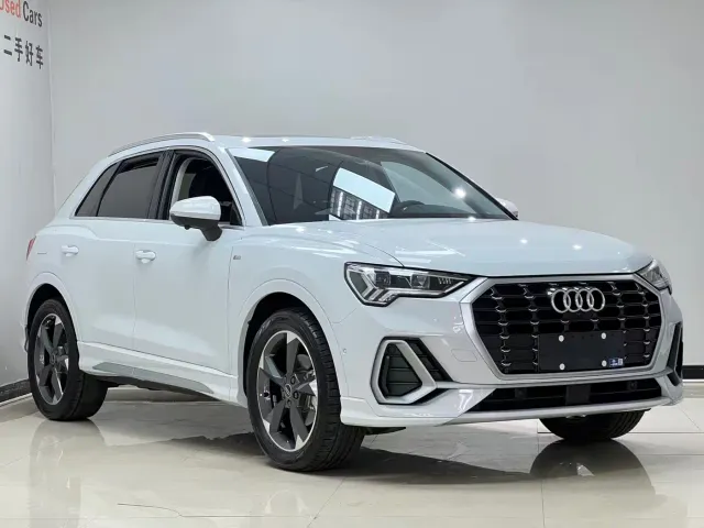 Audi Q3 — Фото автомобиля 3