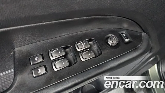 KG_Mobility_Ssangyong Rexton Новый Rexton Sport Khan Дизель 2.2 4WD — Фото автомобиля 13